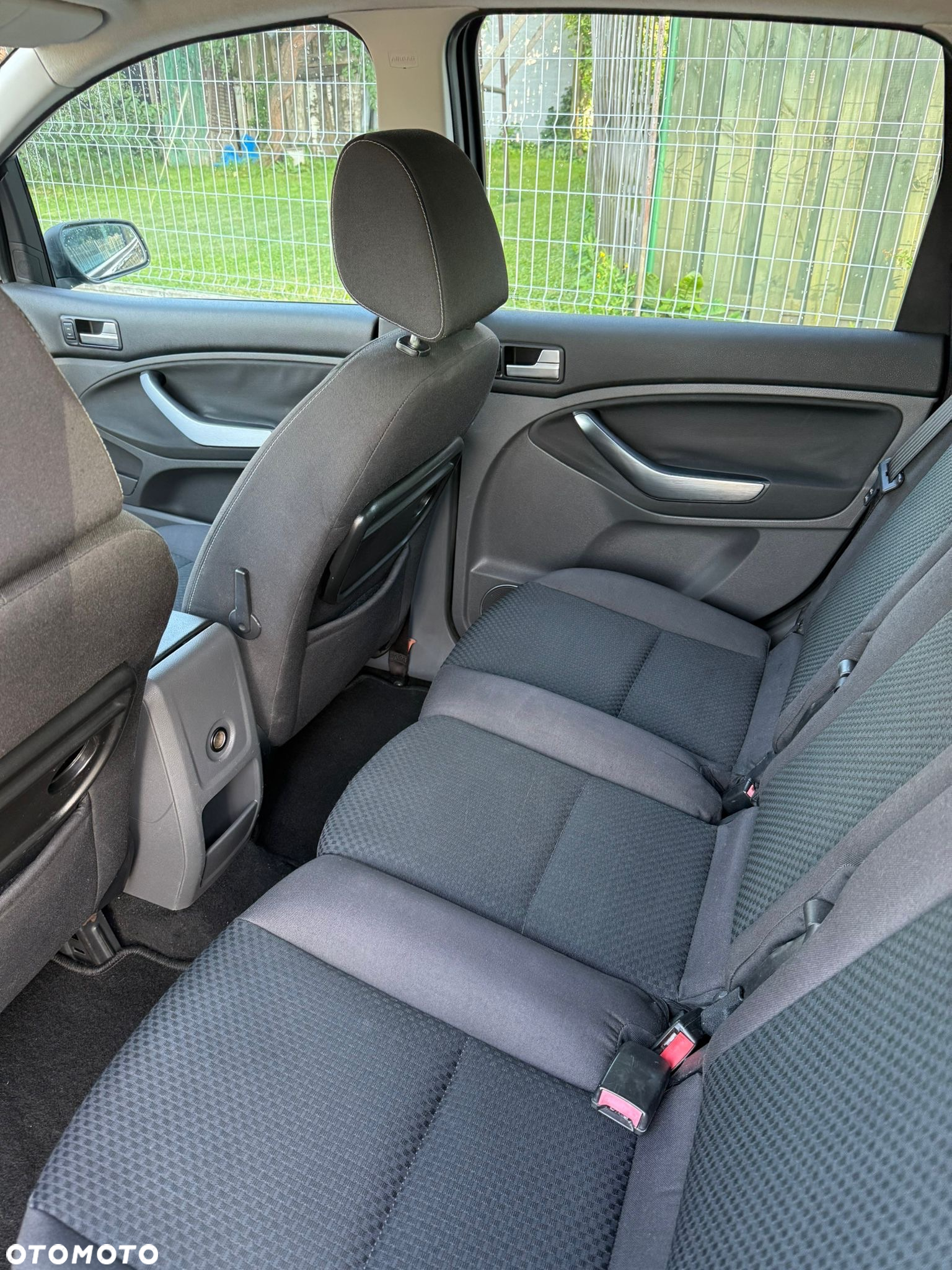 Ford C-MAX 1.8 Titanium - 6