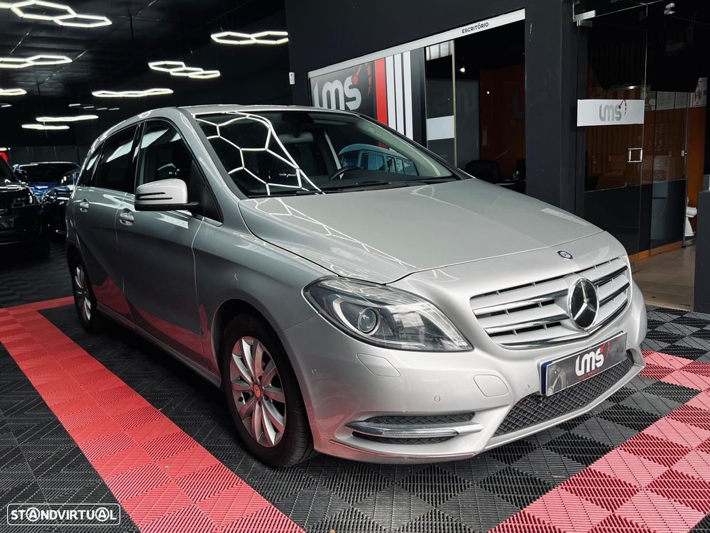 Mercedes-Benz B 180 d Style - 2
