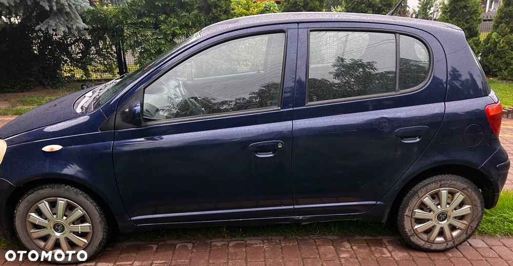 Toyota Yaris 1.3 - 2