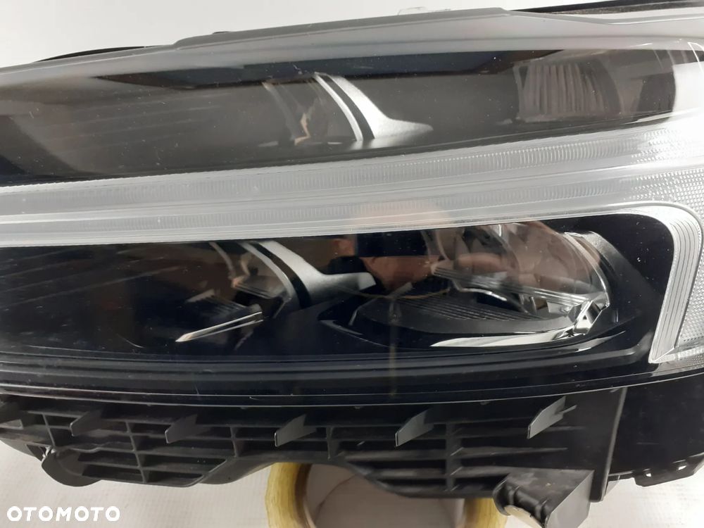 Lampa lewa Full LED Volvo XC60 II 22-24.32342506 - 4