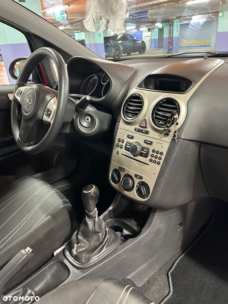 Opel Corsa - 16