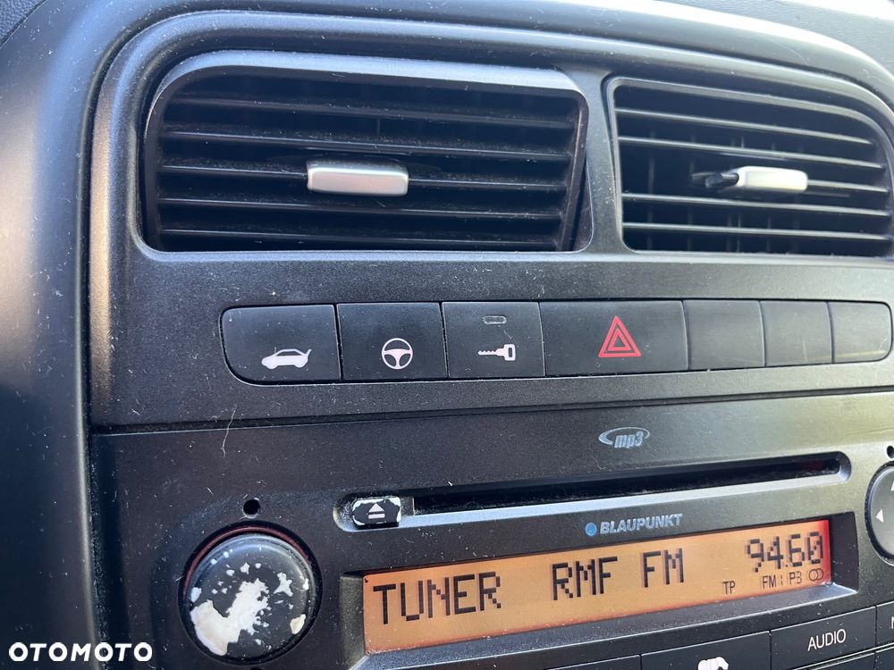 Fiat Grande Punto - 8