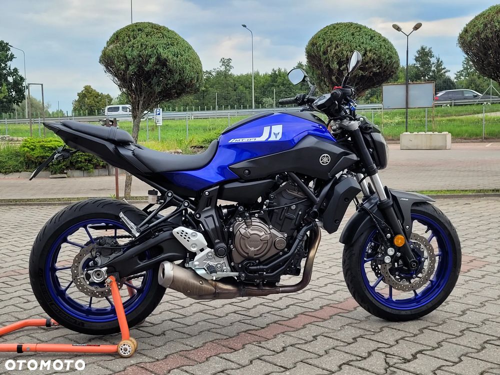 Yamaha MT - 6