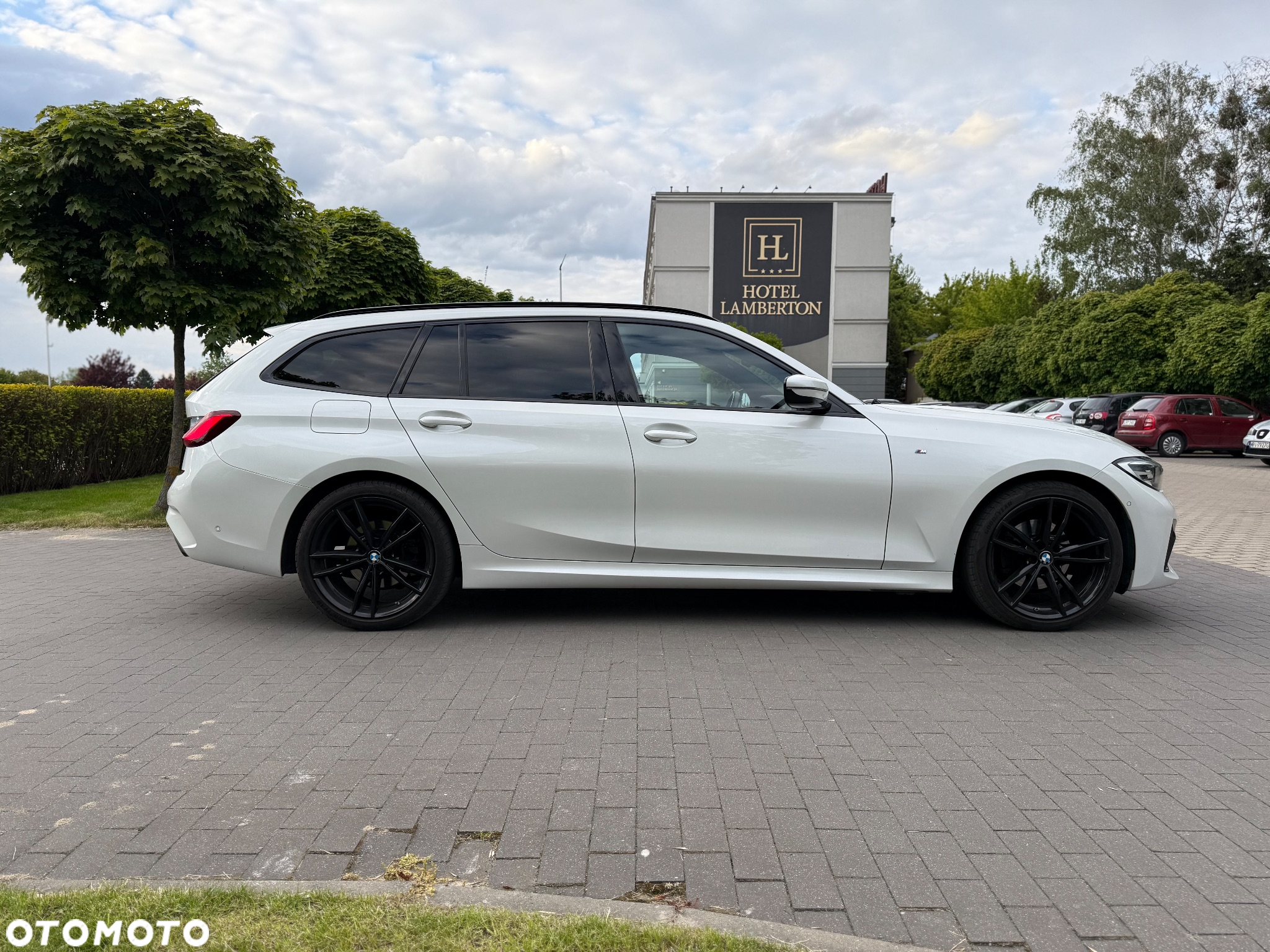 BMW Seria 3 320d Touring xDrive M Sport - 4