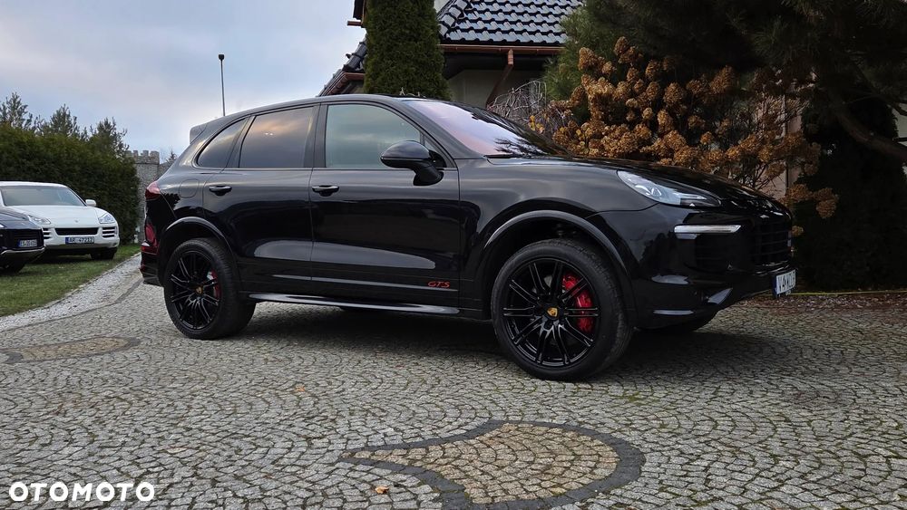 Porsche Cayenne GTS - 29