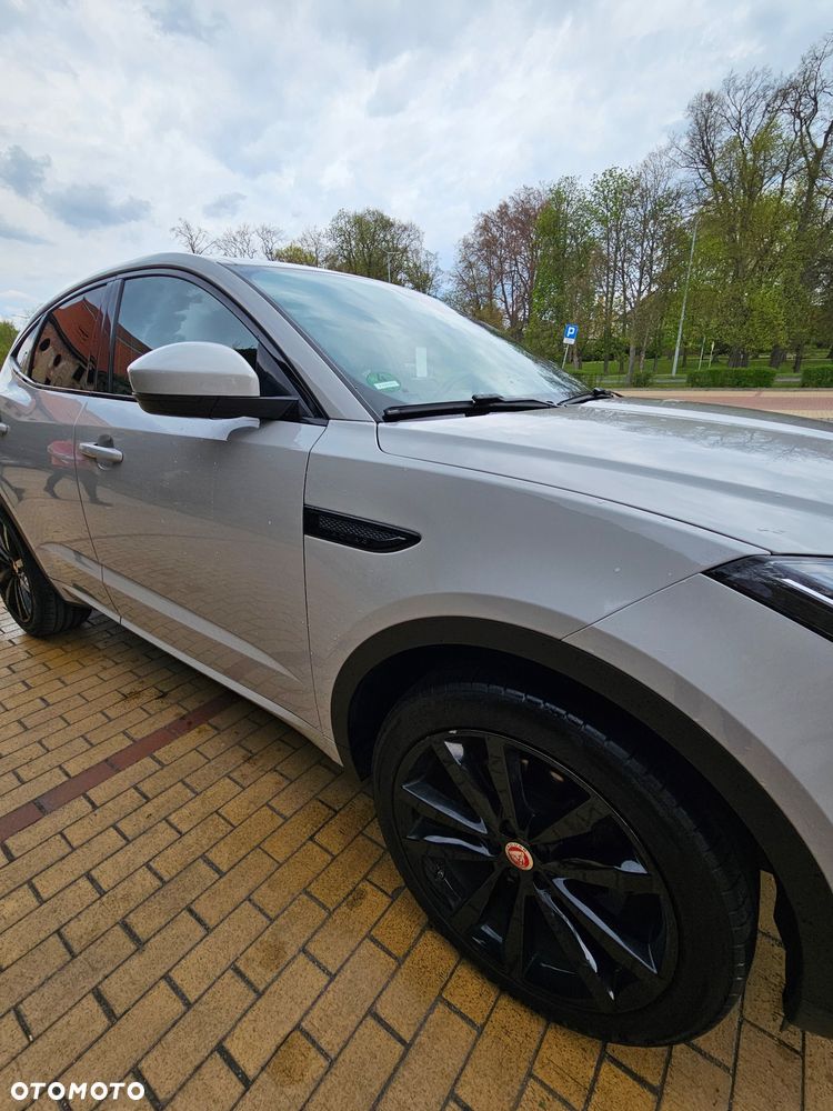 Jaguar E-Pace 2.0 i4D AWD R-Dynamic - 13