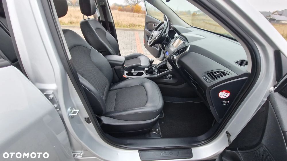 Hyundai ix35 1.7 CRDi Premium 2WD - 12