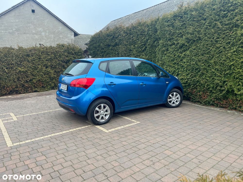 Kia Venga 1.4 CVVT Vision - 8