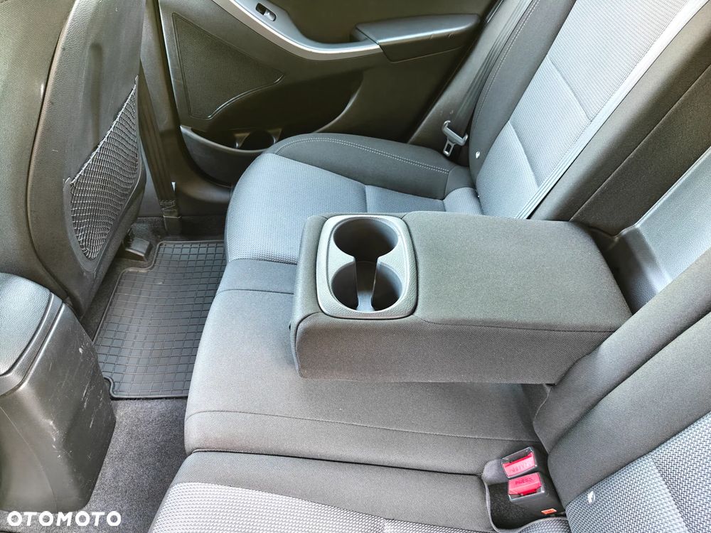 Hyundai i30 - 22