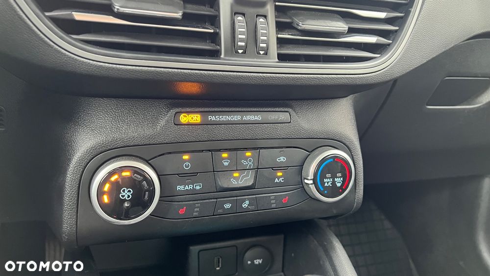 Ford Focus 1.0 EcoBoost Trend Edition - 7