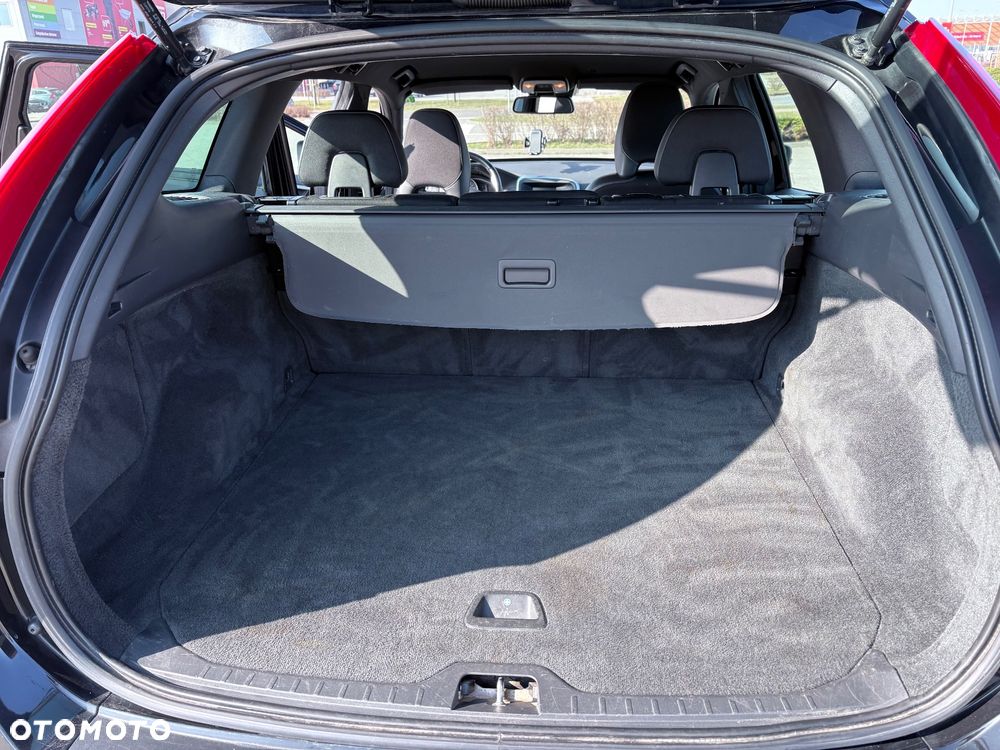 Volvo XC 60 D4 AWD Geartronic Kinetic - 9