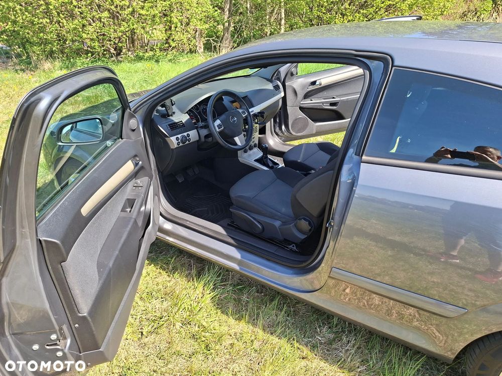 Opel Astra 1.6 Easytronic Cosmo - 23