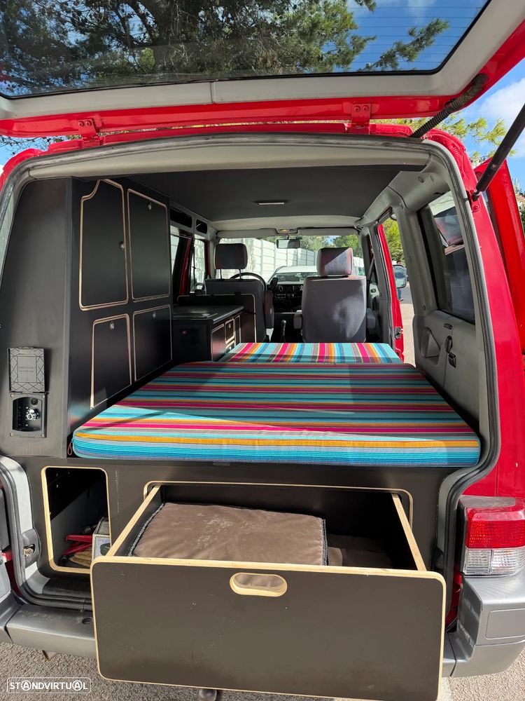 VW Transporter 2.5 E Executive - 25