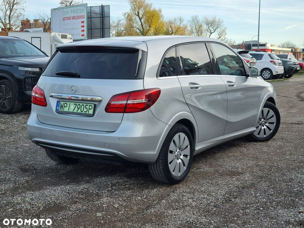 Mercedes-Benz Klasa B (Electric Drive) 250 e - 5