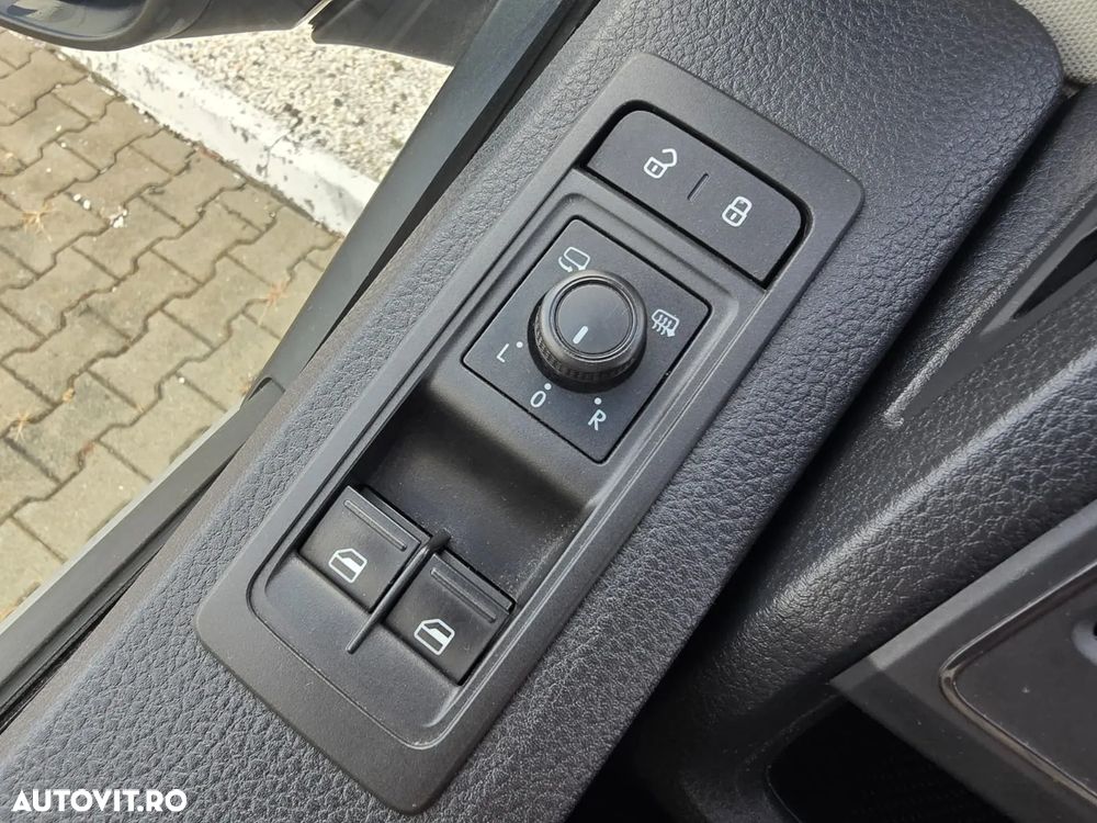 Volkswagen Caravelle T6 2.0 TDI KR Comfortline DSG - 17