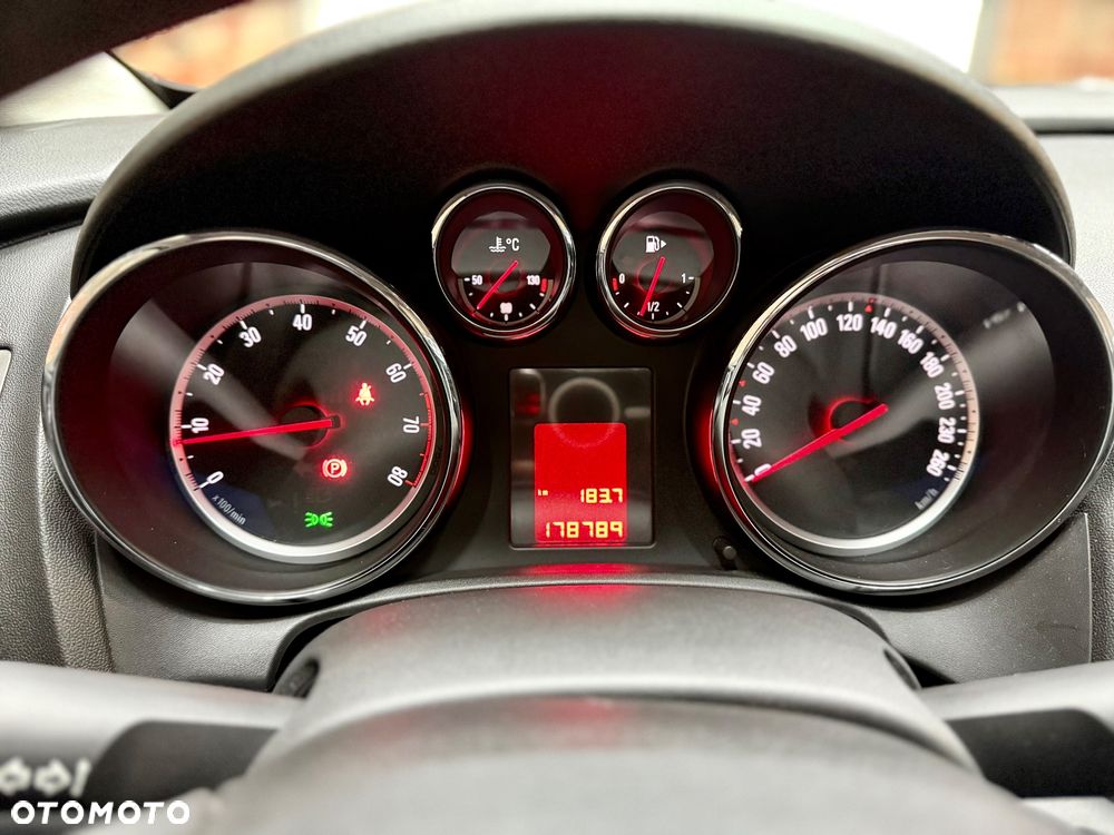 Opel Astra 1.6 Active - 8