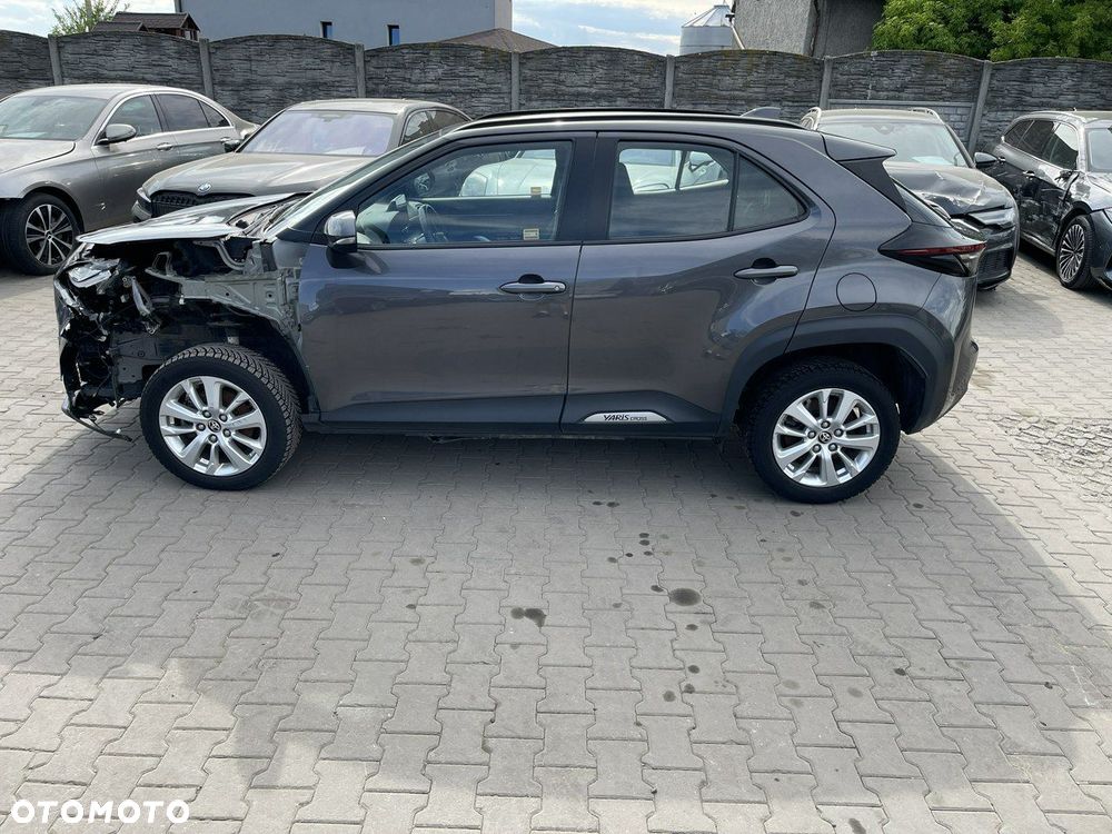 Toyota Yaris Cross Hybrid 1.5 Active - 4