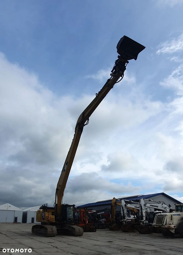 Caterpillar 330 F - 6