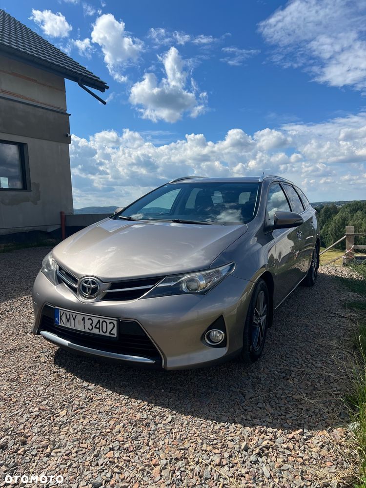 Toyota Auris - 18