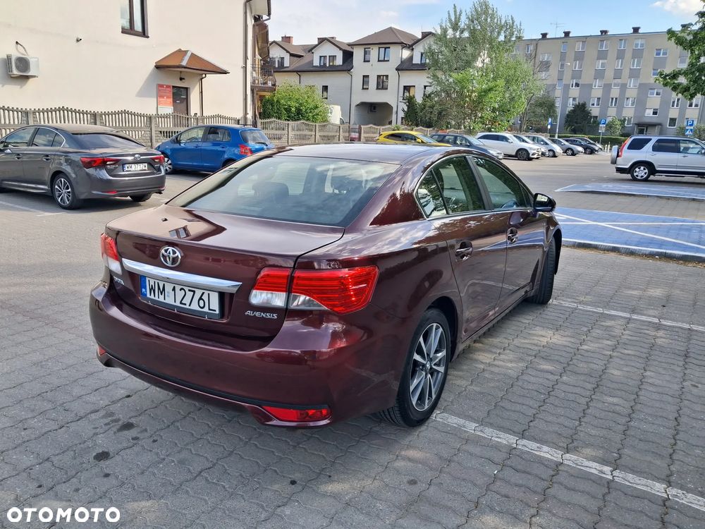 Toyota Avensis 2.0 D-4D Premium - 4