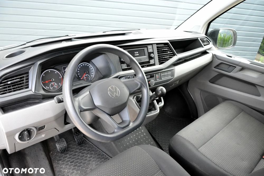 Volkswagen Transporter L2H1 - 12