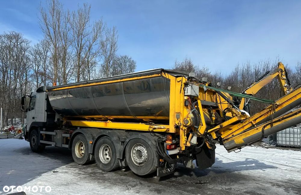 Volvo FE 6x2 - 5