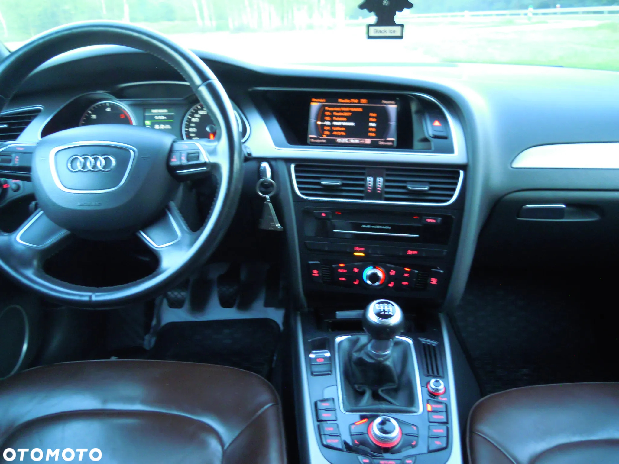 Audi A4 Avant - 19