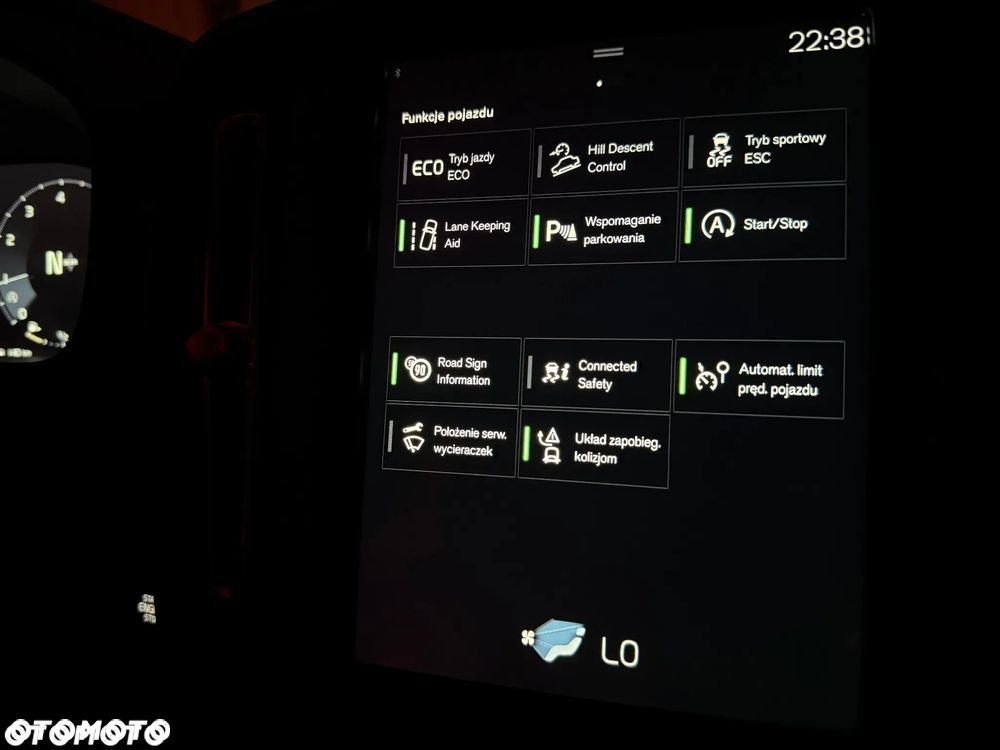 Volvo XC 40 T2 Momentum Core - 30