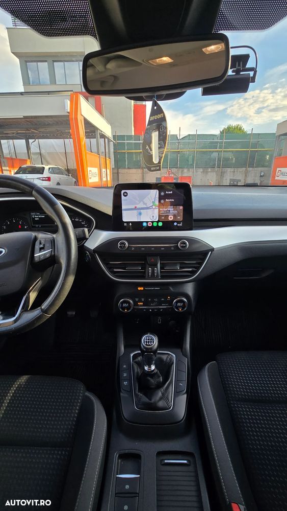 Ford Focus 1.0 EcoBoost Titanium - 9
