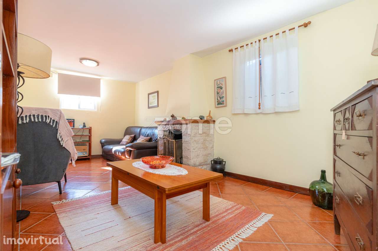 Moradia T3+1 em São Frutuoso, Coimbra, com Terraço e Garagem - Grande imagem: 2/46