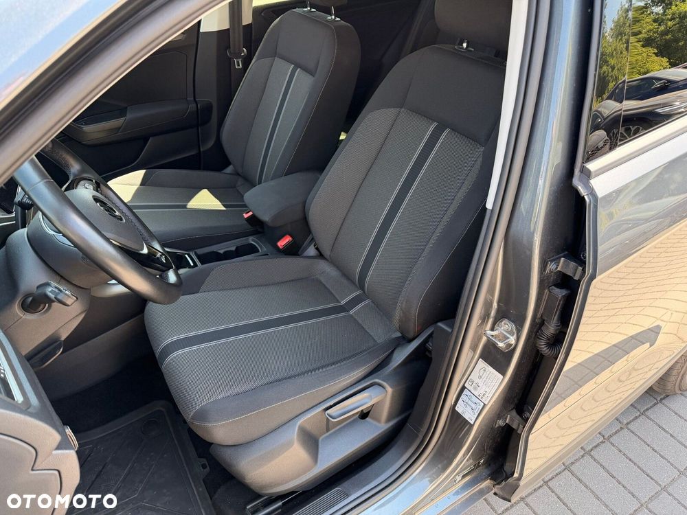 Volkswagen T-Roc 1.0 TSI Advance - 11