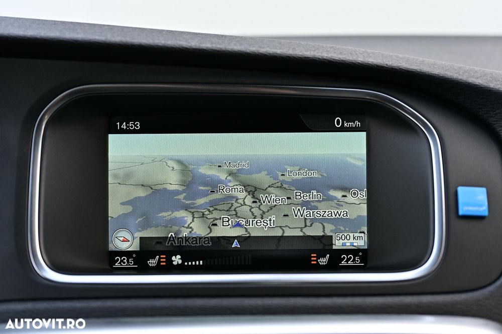 Volvo V40 D3 Geartronic RDesign - 21