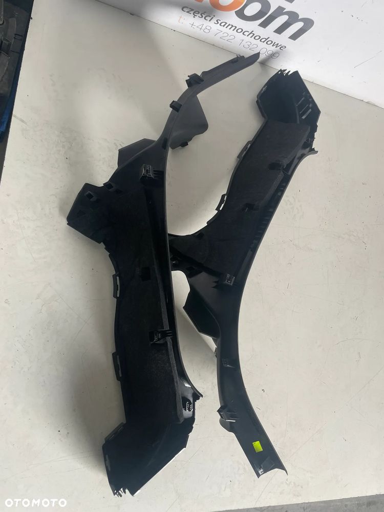 Audi A3 8Y Plastik boczny kanapy 8Y0867768,8Y0867767 - 2