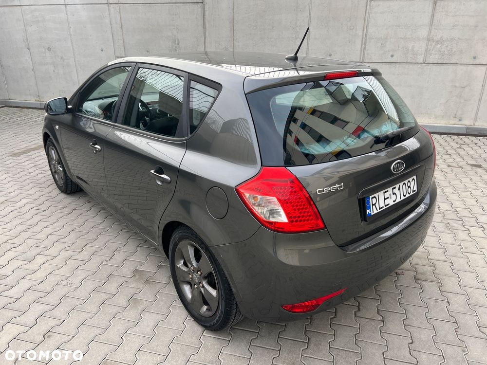 Kia Ceed 1.4 CVVT ISG Vision - 3