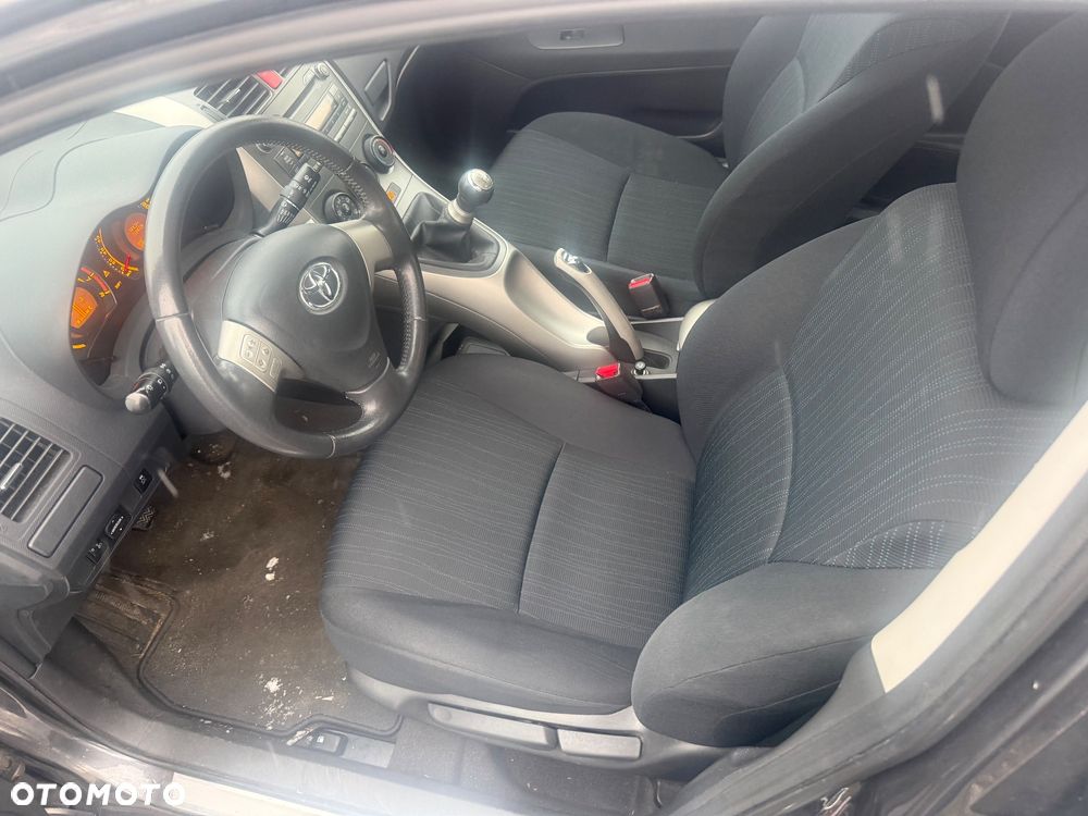 Toyota Auris 1.4 VVT-i Sol - 14