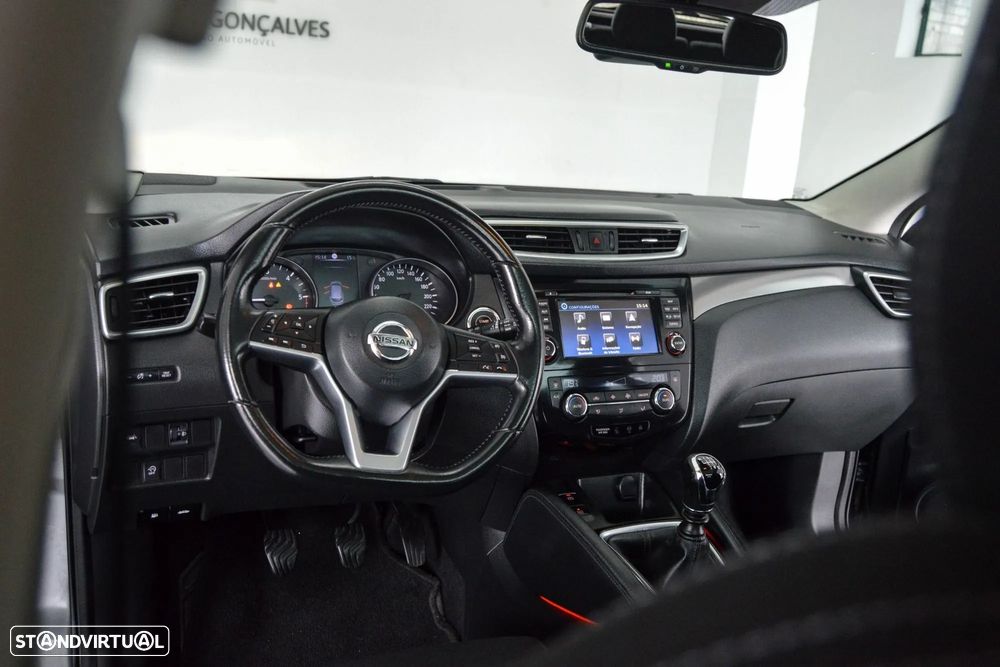 Nissan Qashqai 1.6 dCi N-Connecta - 6