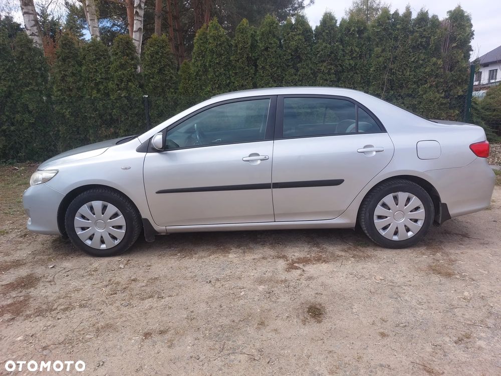 Toyota Corolla 1.6 VVT-i Luna - 1