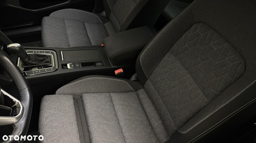 Volkswagen Passat 1.5 TSI EVO Business DSG - 12