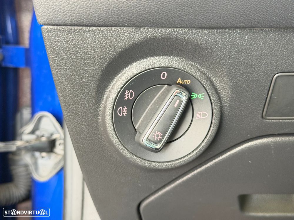 SEAT Leon ST 2.0 TDI FR DSG - 27