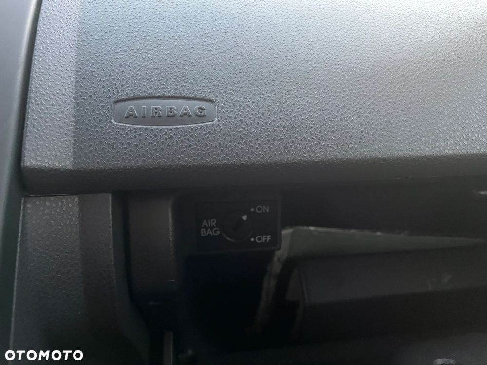 Volkswagen Polo 1.4 TDI Comfortline - 29