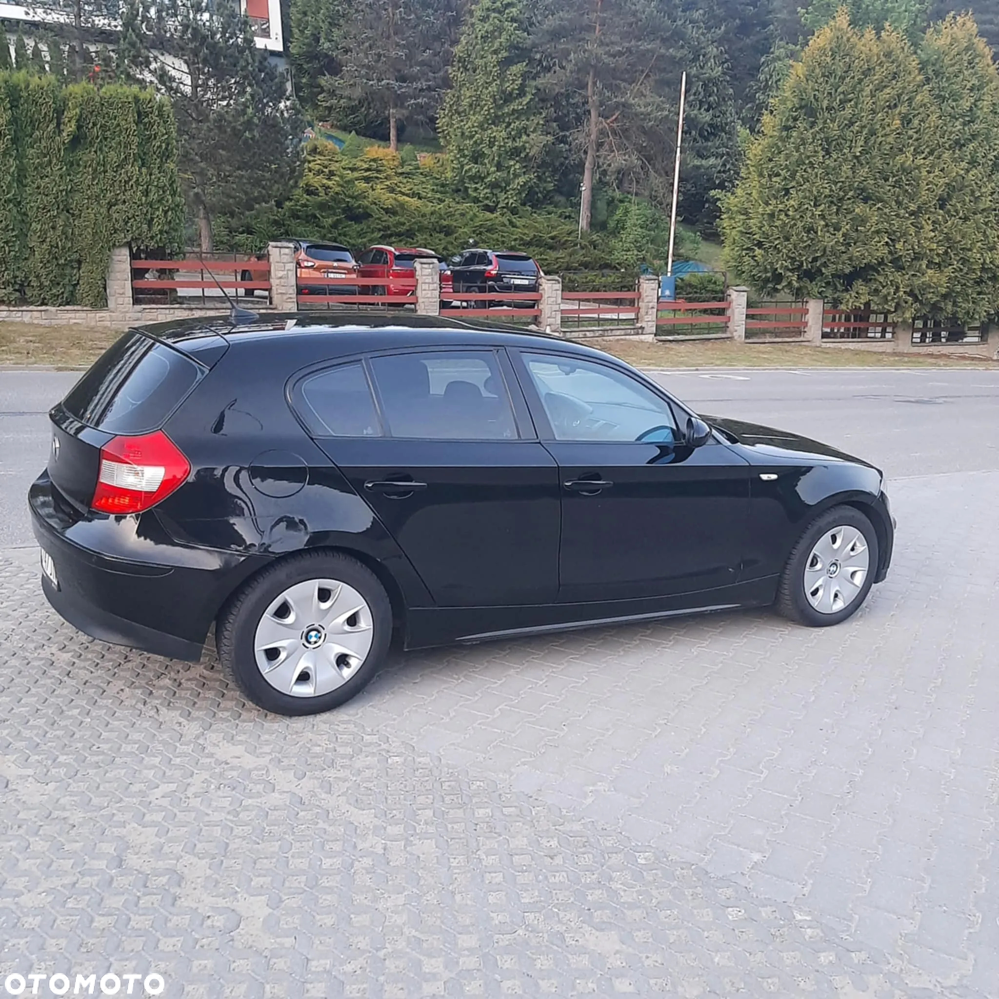BMW Seria 1 118d - 4