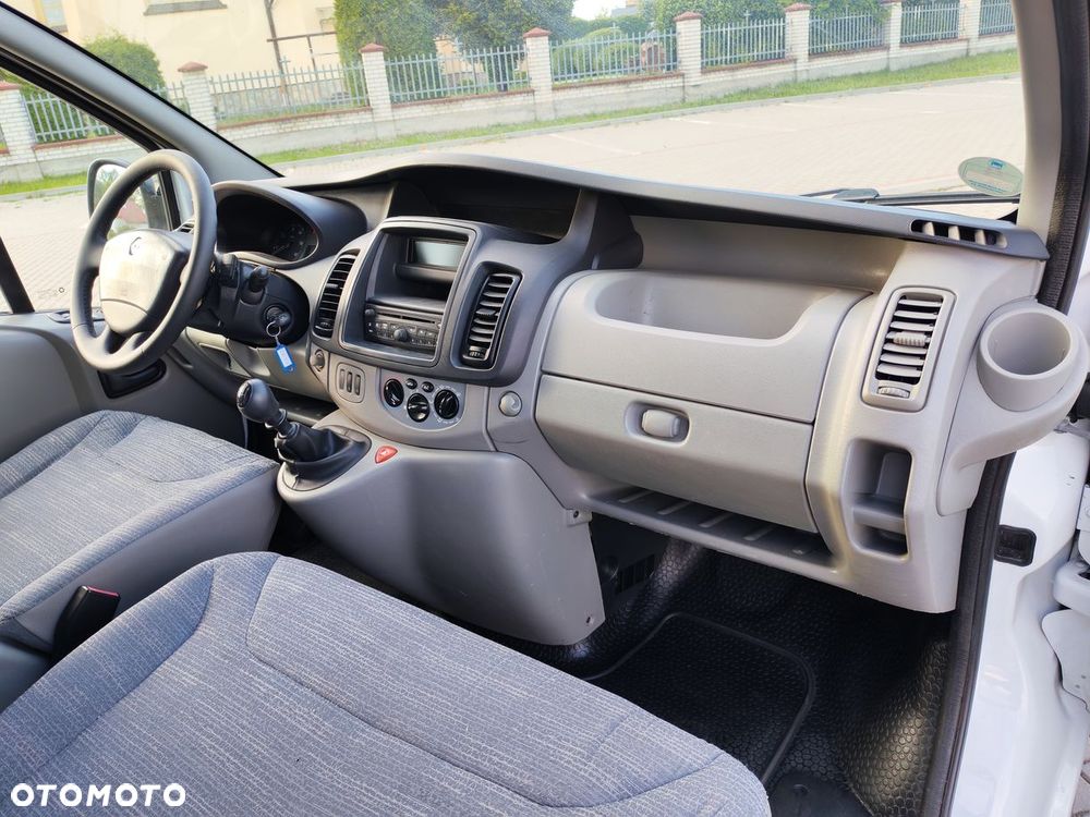 Renault TRAFIC - 15