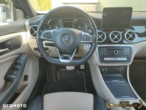 Mercedes-Benz CLA - 4