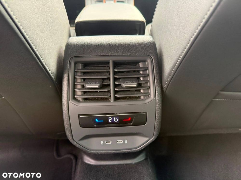 Cupra Formentor 1.5 eTSI mHEV DSG - 37