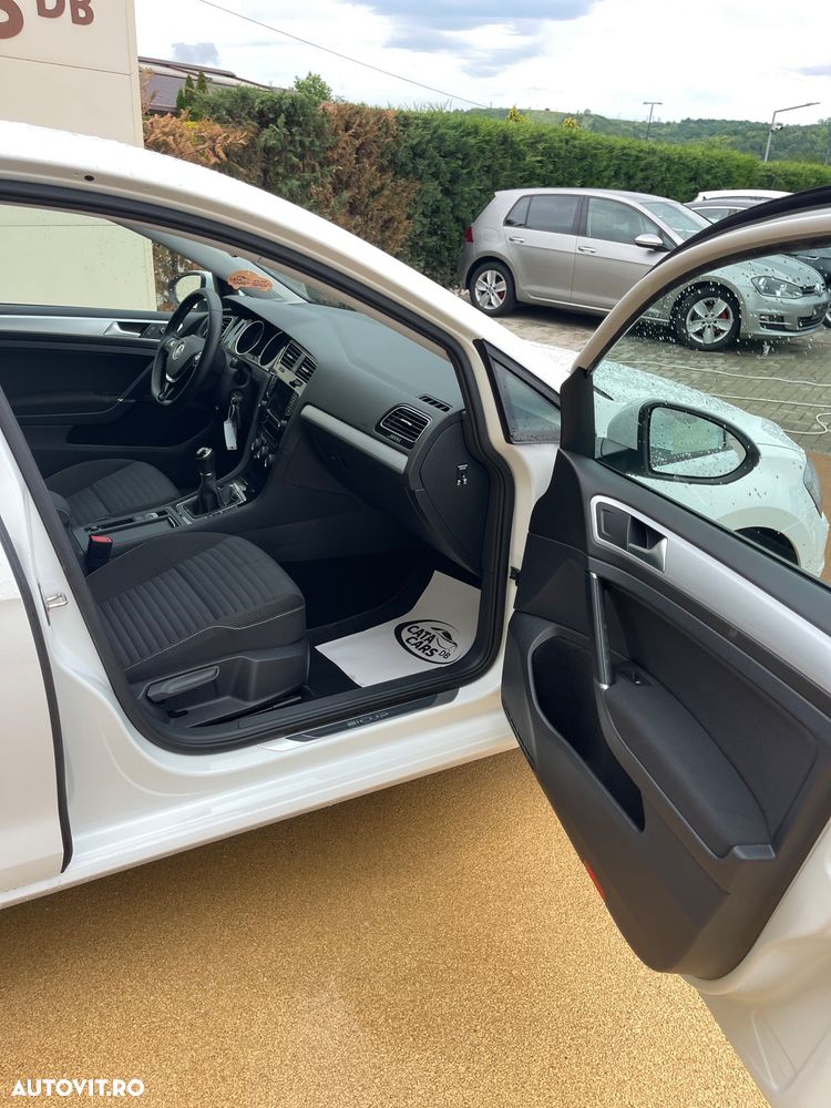 Volkswagen Golf 1.2 TSI BlueMotion Technology Cup - 23