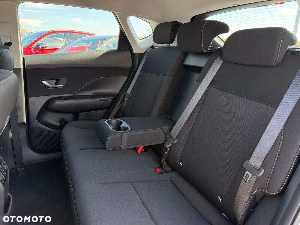 Hyundai Kona - 17