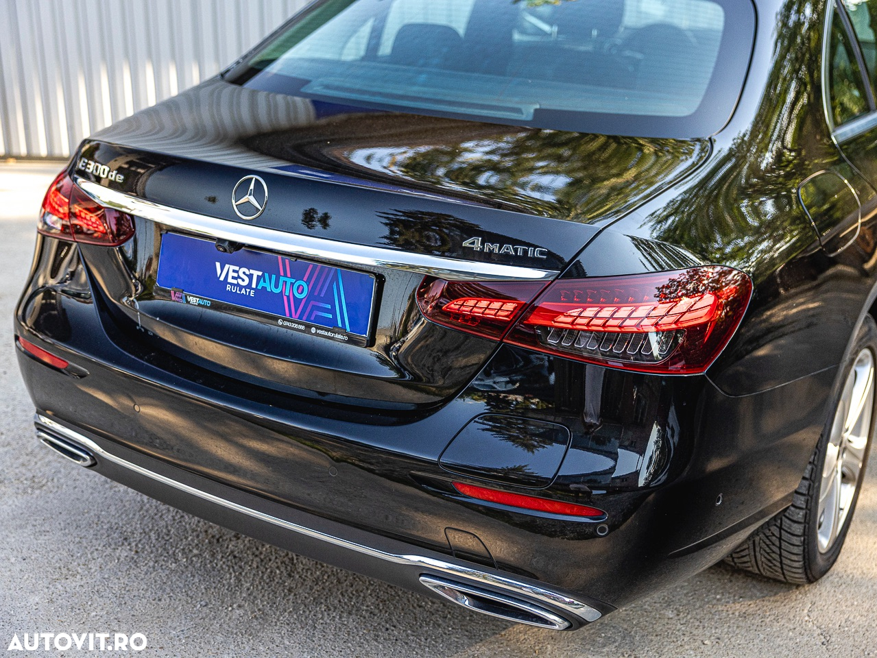Mercedes-Benz E 300 de 4MATIC Aut. - 34