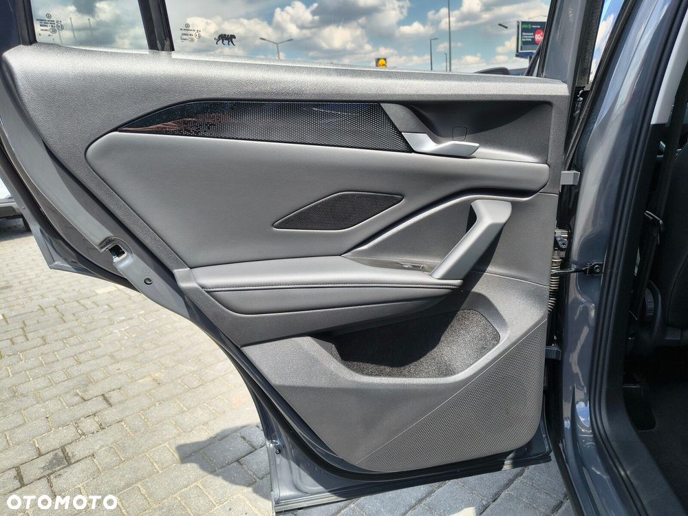 Volkswagen Tiguan 1.5 eTSI Life Plus DSG - 13