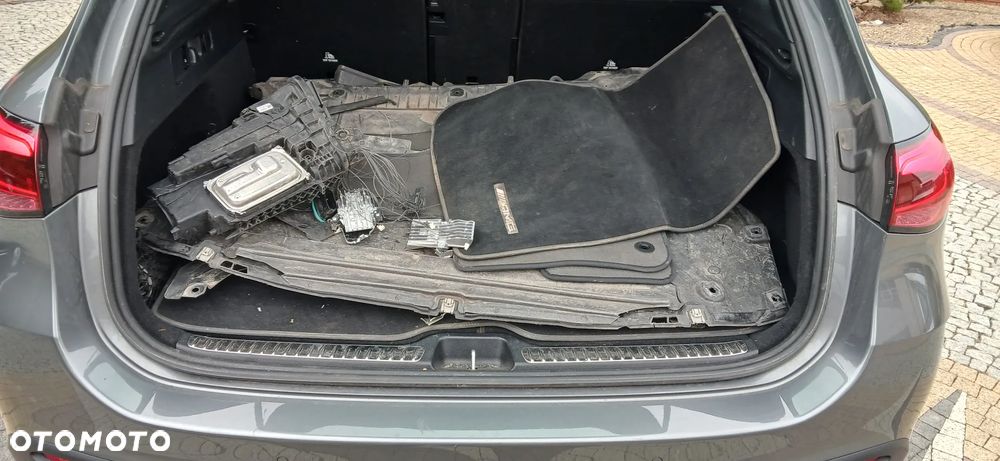 Mercedes-Benz GLC 200 mHEV 4-Matic AMG Line - 16