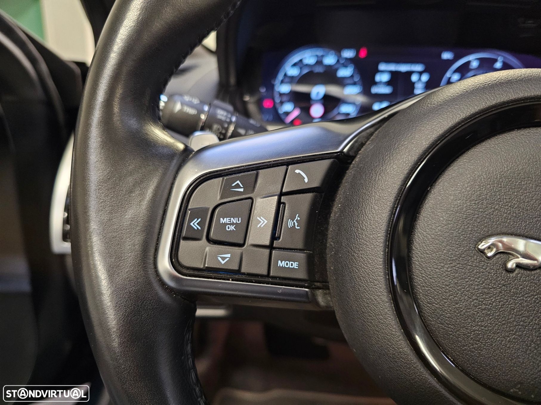 Jaguar F-Type 2.0 i4 R-Dynamic Black - 26